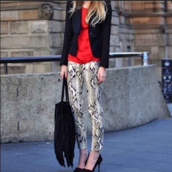 CAbi Denim - CABI l Diamondback Snake Skinny F2